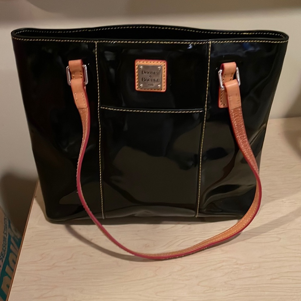 Dooney & Bourke purse